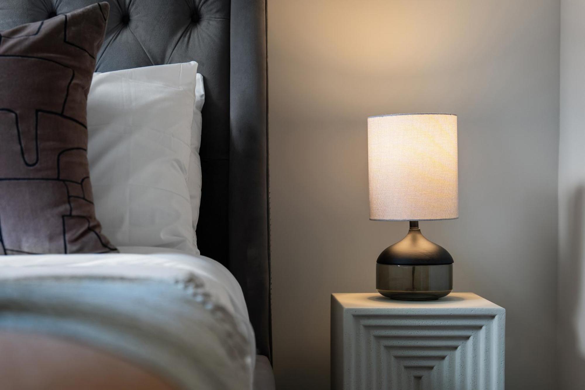 Luxury Apartments By Hyatus At The Asher Stamford Ngoại thất bức ảnh
