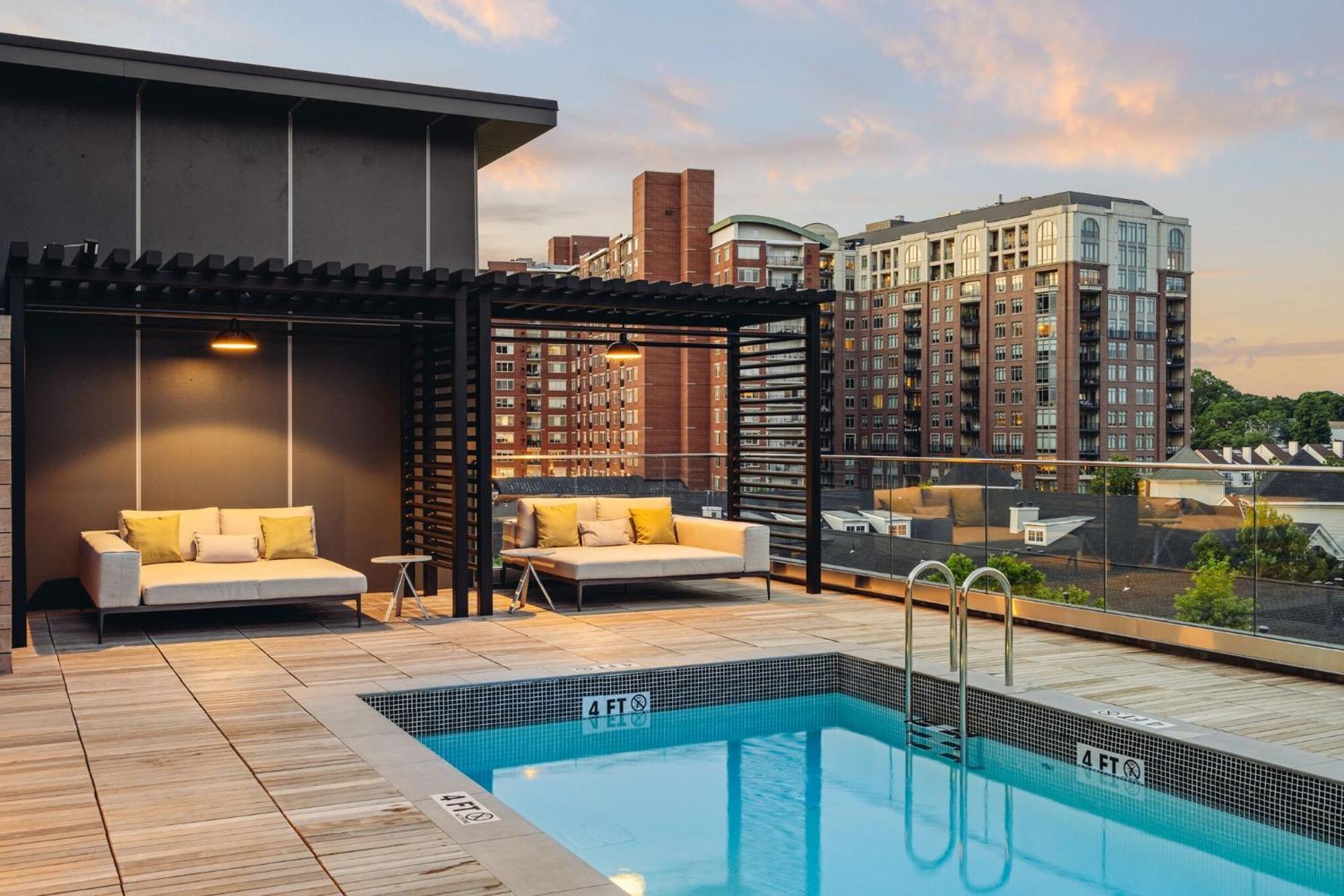 Luxury Apartments By Hyatus At The Asher Stamford Ngoại thất bức ảnh